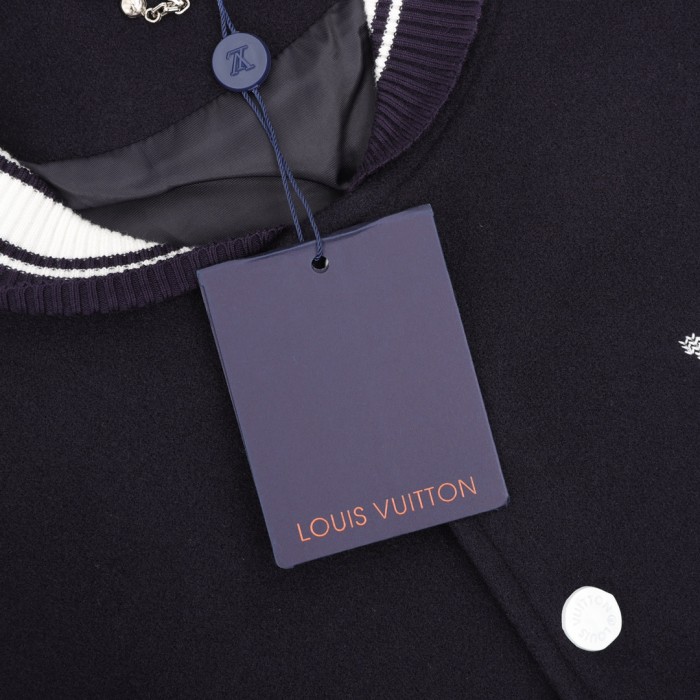 Clothes Louis Vuitton 1203