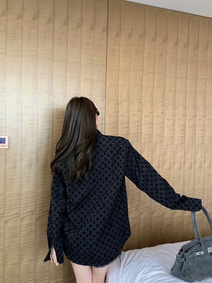 Clothes Louis Vuitton 1198