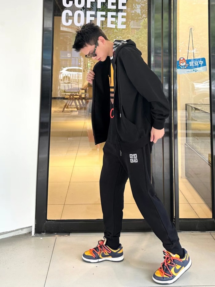 Clothes Givenchy 306