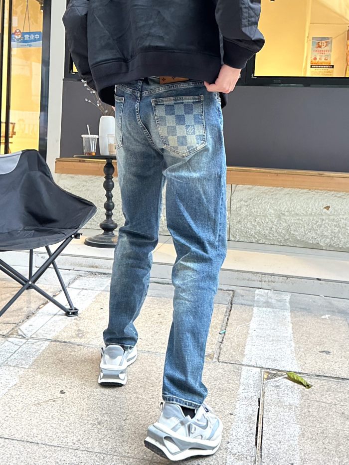 Clothes Louis Vuitton 1214