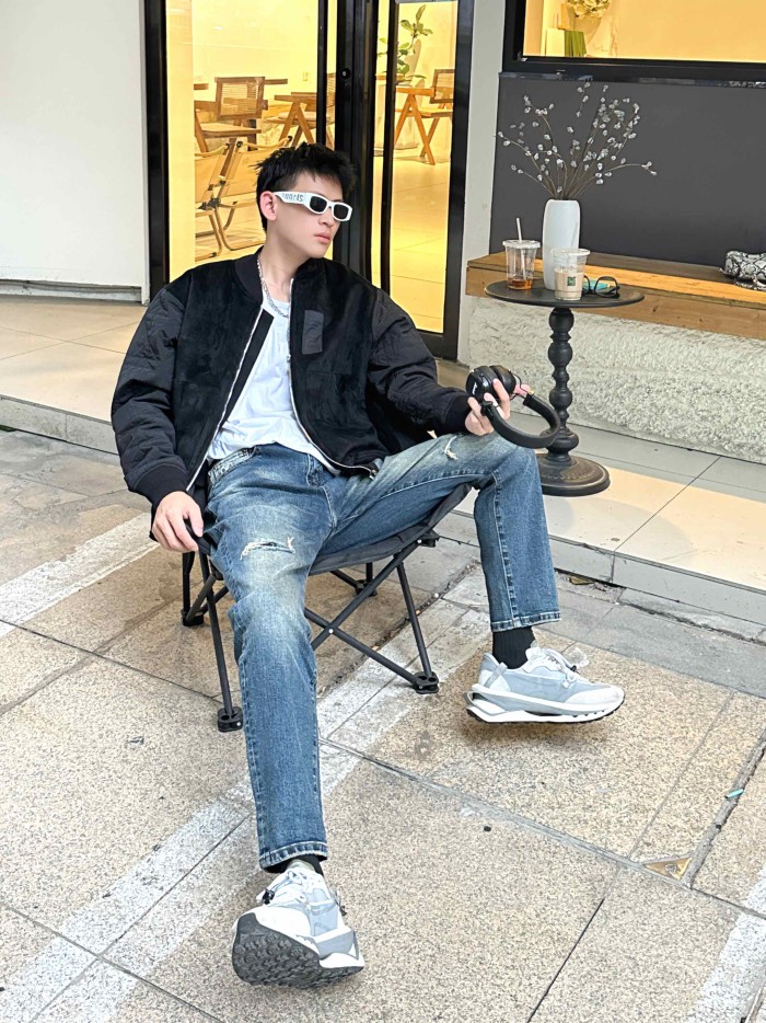 Clothes Louis Vuitton 1214