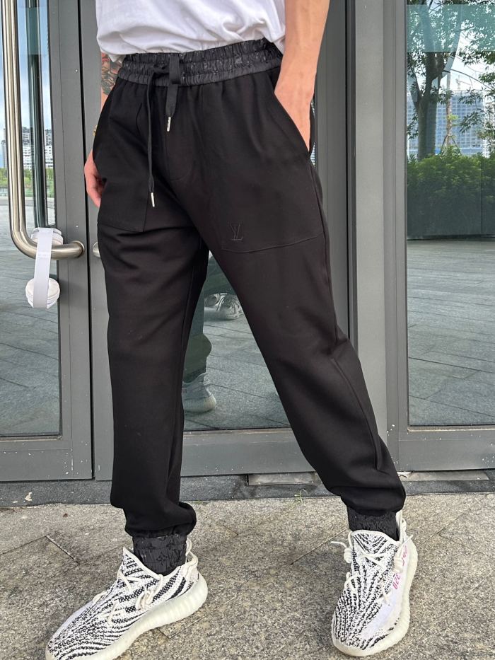 Clothes Louis Vuitton 1216