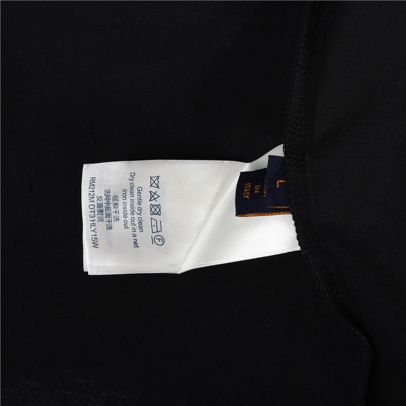 Clothes Louis Vuitton 1217