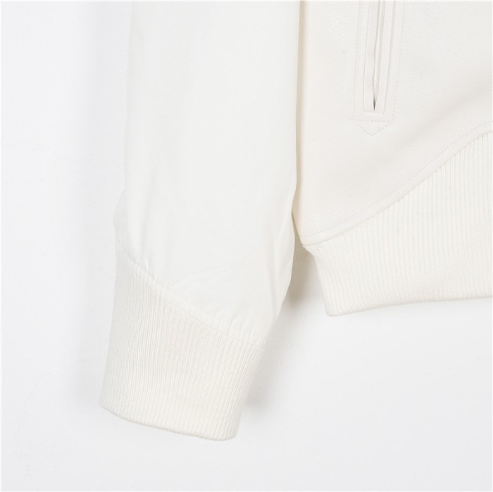 Clothes Louis Vuitton 1230