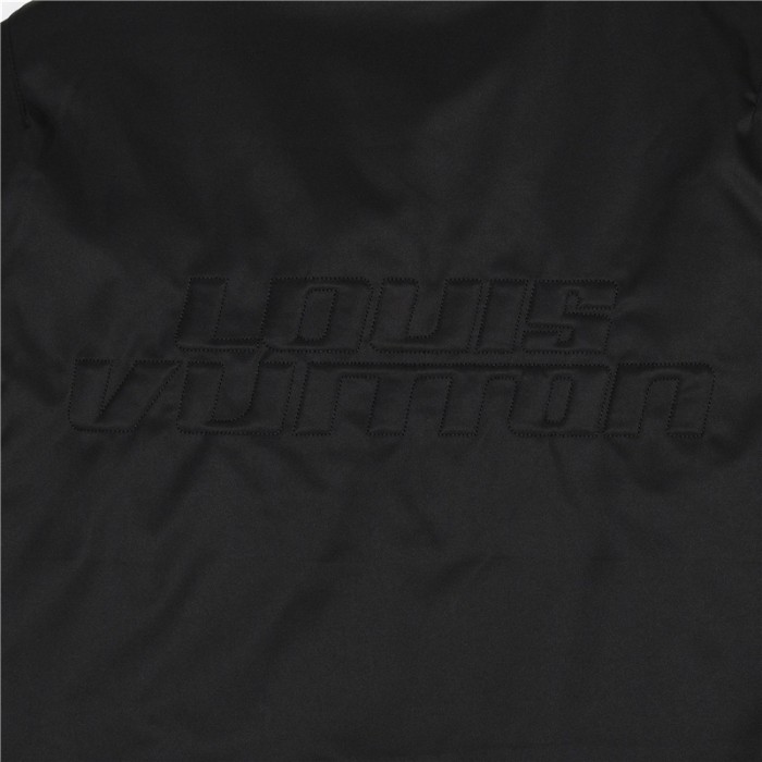 Clothes Louis Vuitton 1228