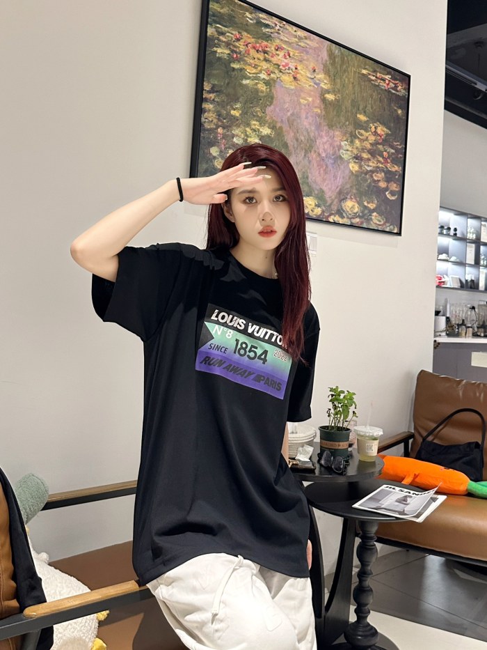 Clothes Louis Vuitton 1234