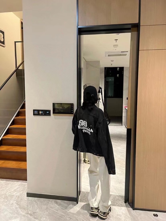 Clothes Balenciaga 879