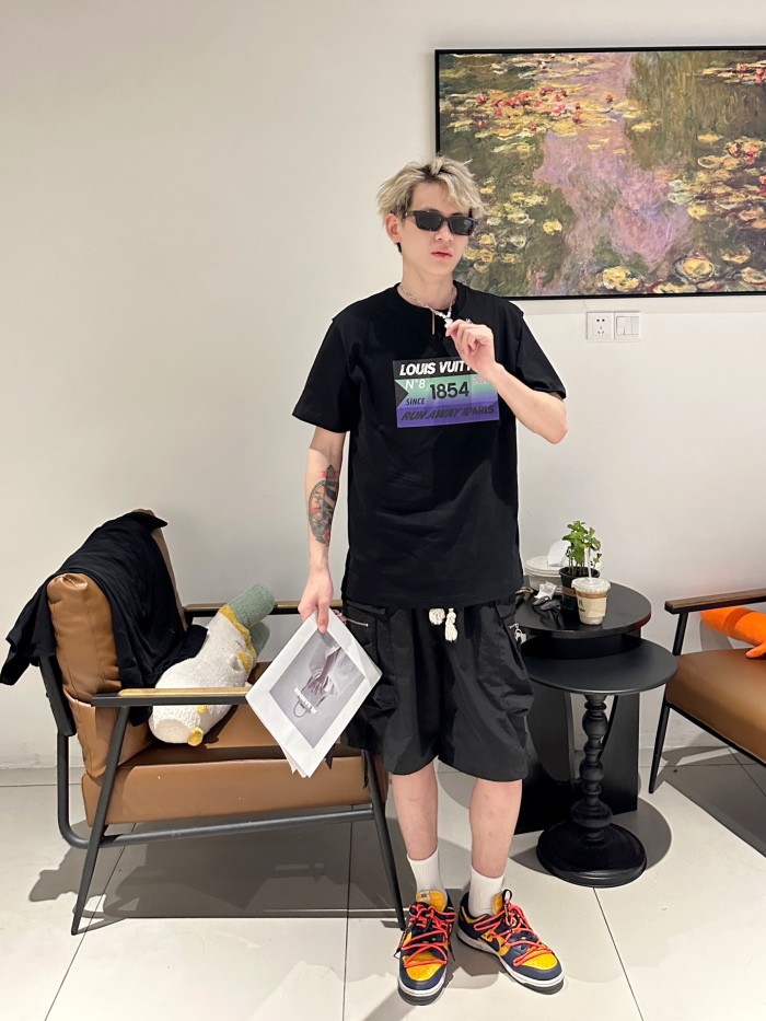 Clothes Louis Vuitton 1234