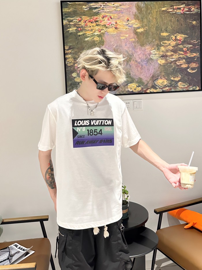 Clothes Louis Vuitton 1235