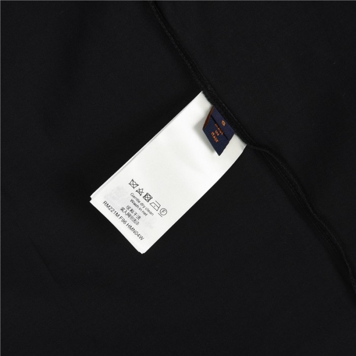 Clothes Louis Vuitton 1222