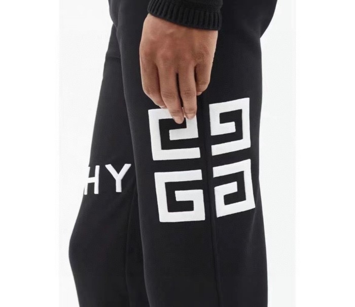 Clothes Givenchy 311