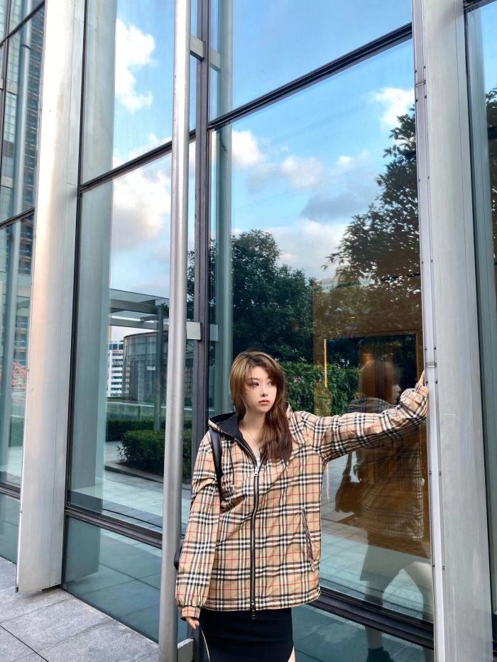 Clothes Burberry 746