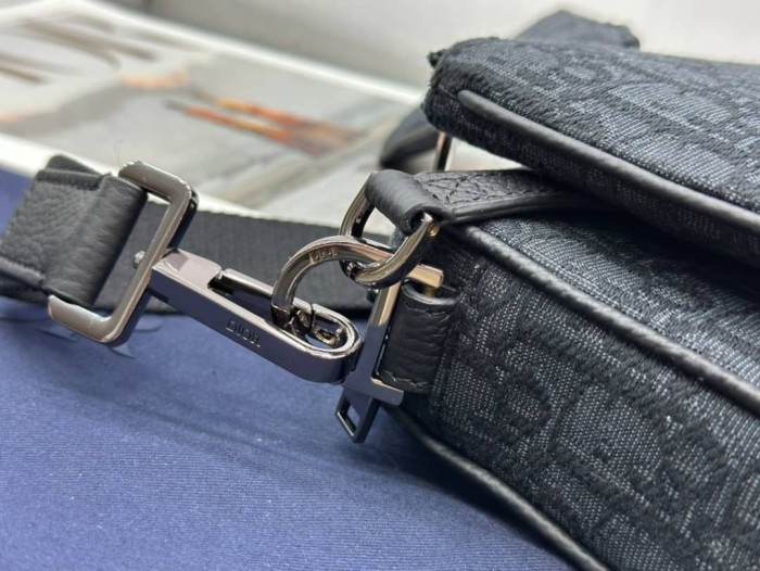 Handbag Dior 1ADPO276 size 18*25*5 cm