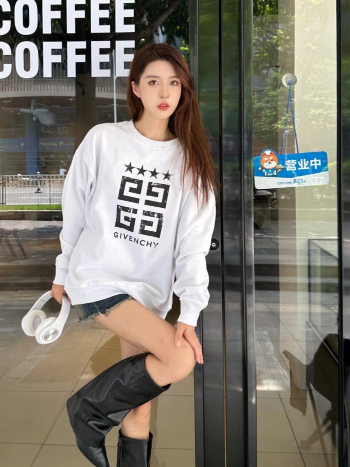 Clothes Givenchy 309