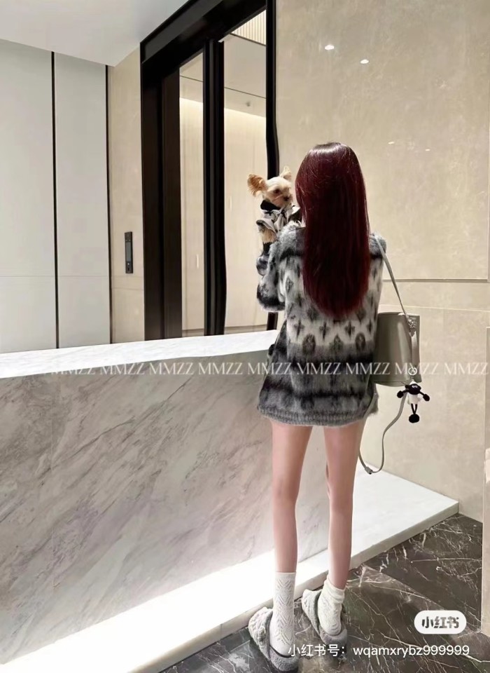 Clothes Louis Vuitton 1239