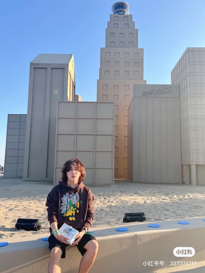 Clothes Louis Vuitton 1243