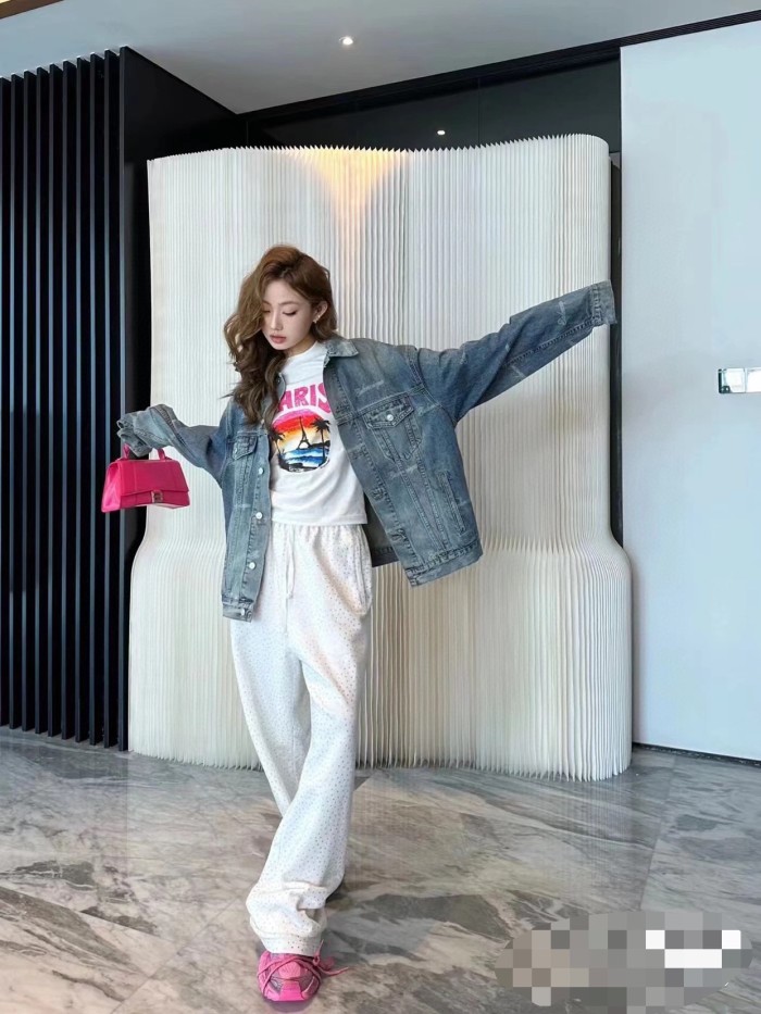 Clothes Balenciaga 899