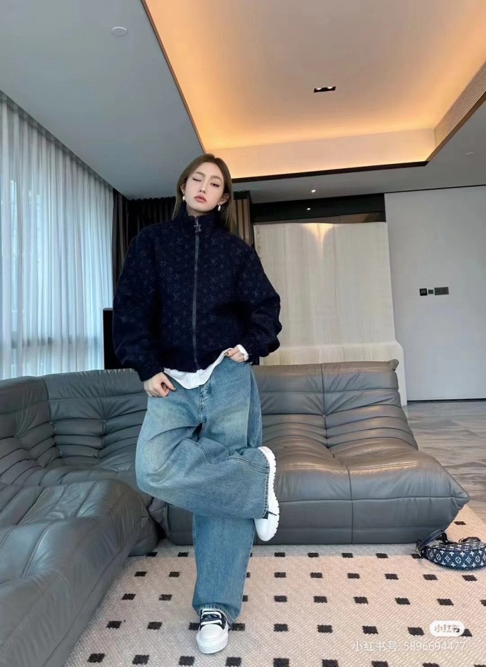 Clothes Louis Vuitton 1249