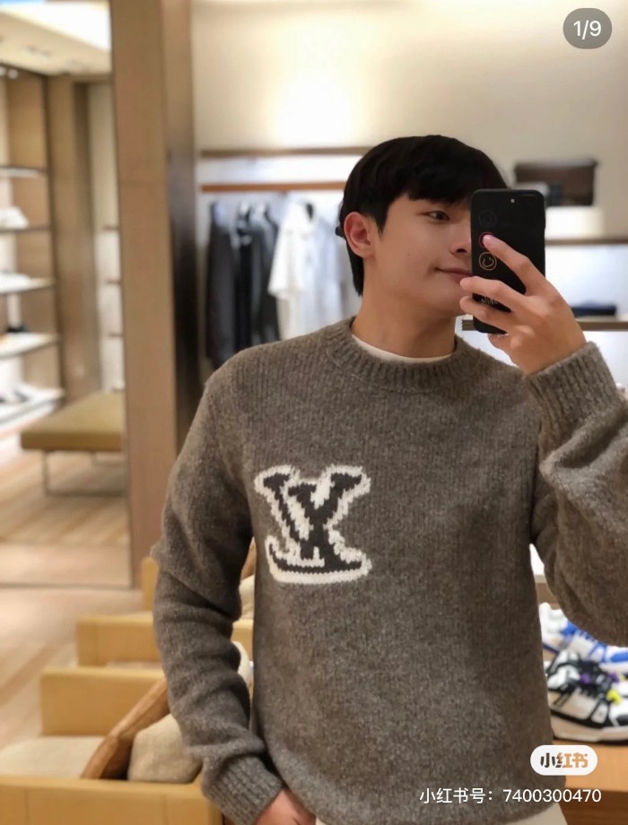 Clothes Louis Vuitton 1250