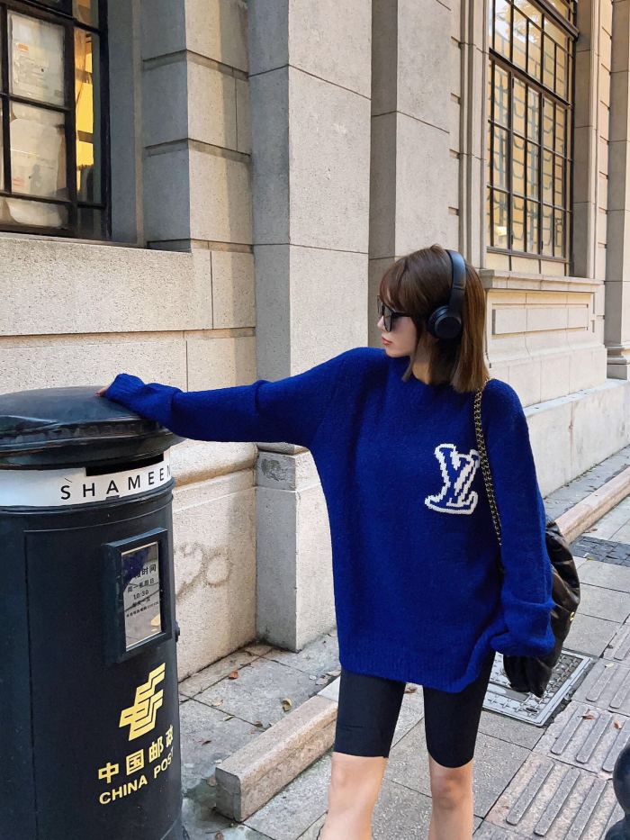 Clothes Louis Vuitton 1251