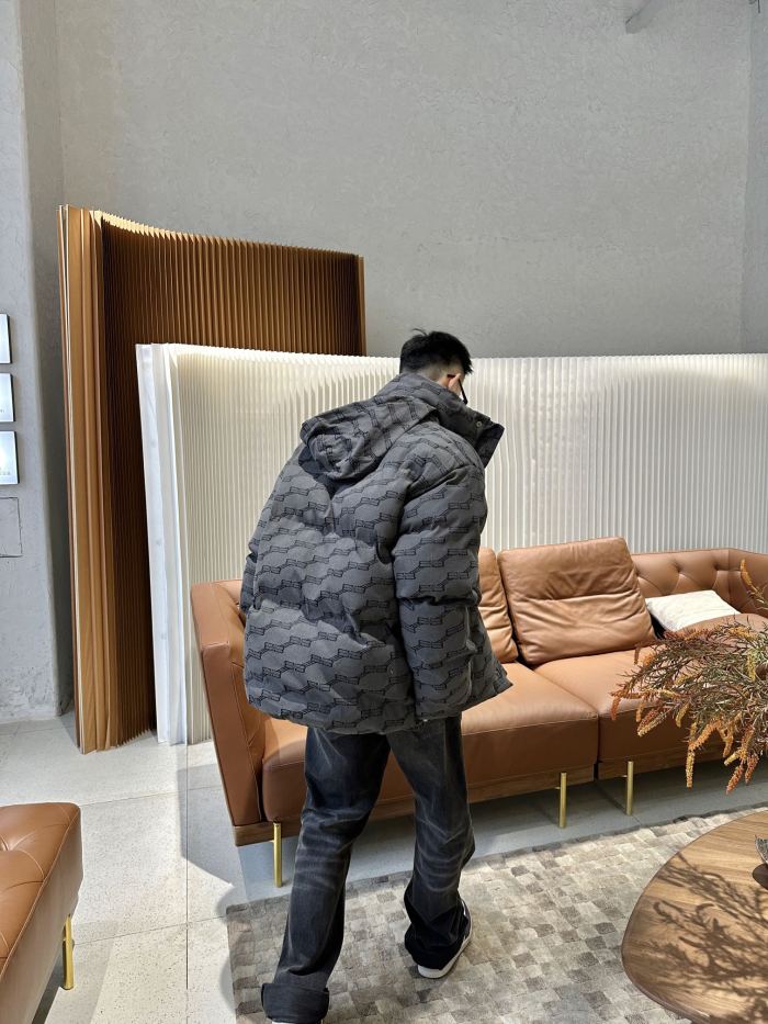 Clothes Balenciaga 908