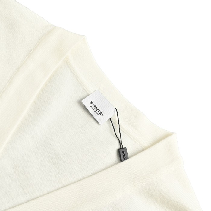 Clothes Burberry 750