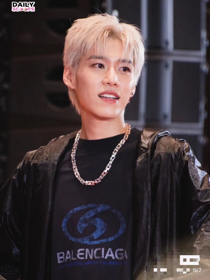 Clothes Balenciaga 903