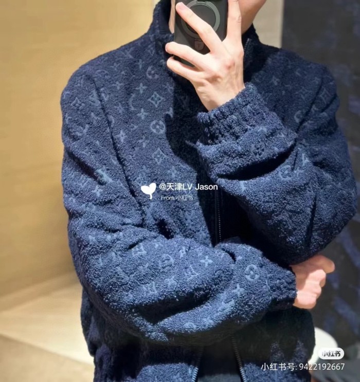 Clothes Louis Vuitton 1249