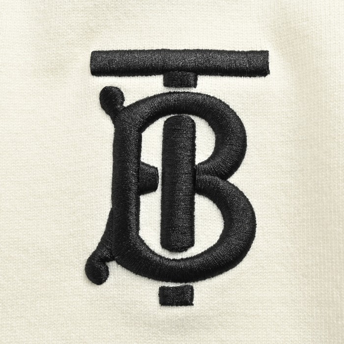 Clothes Burberry 750