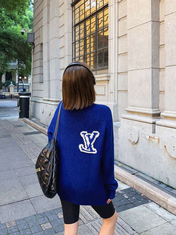Clothes Louis Vuitton 1251
