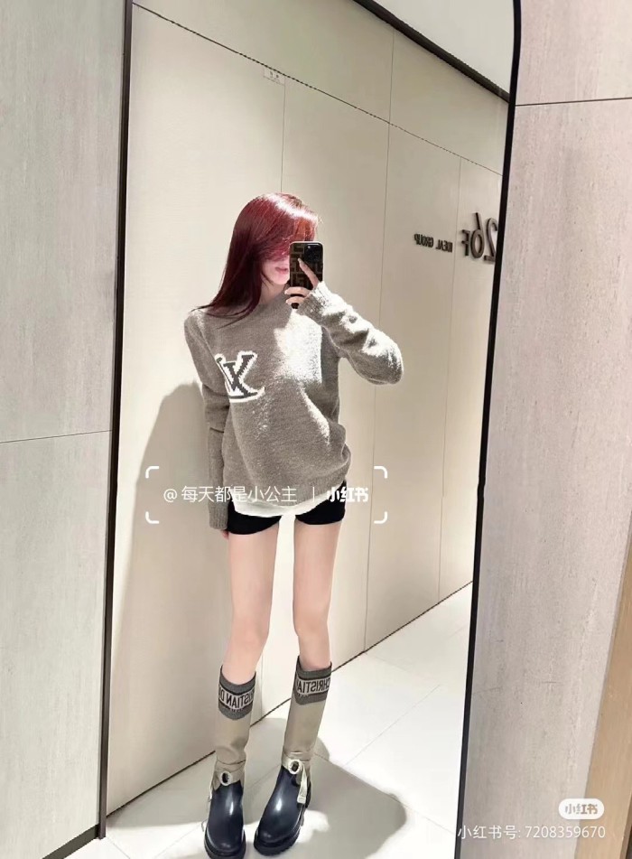 Clothes Louis Vuitton 1250