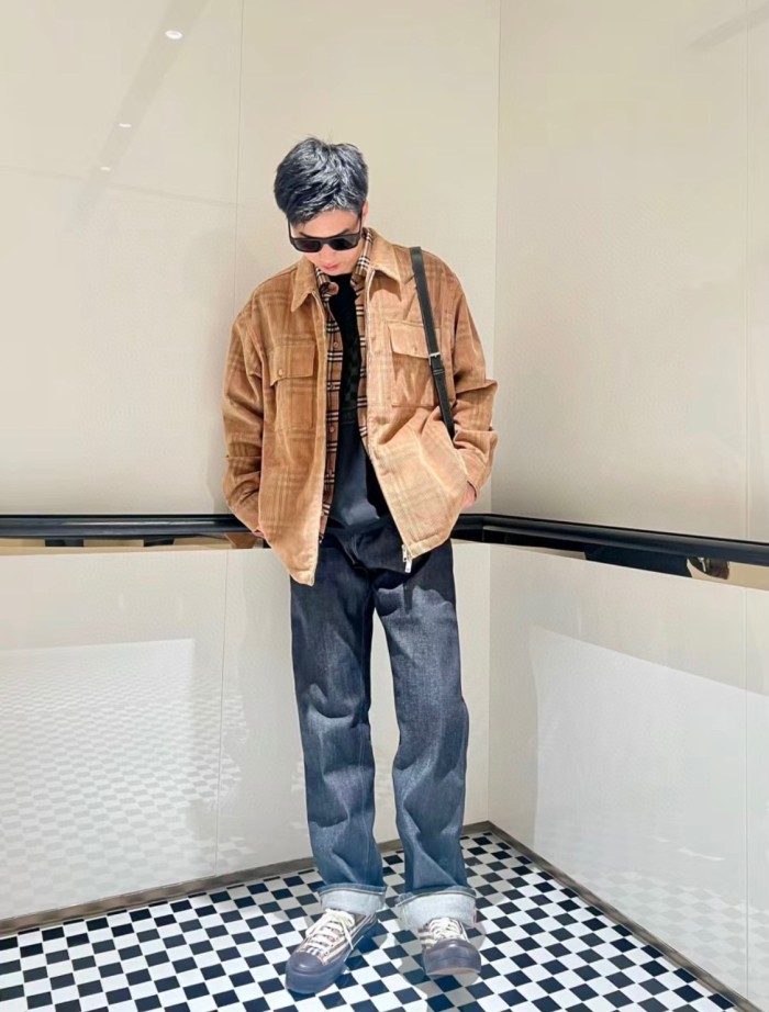 Clothes Burberry 755