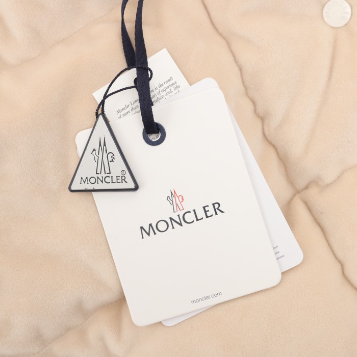 Clothes Moncler 289