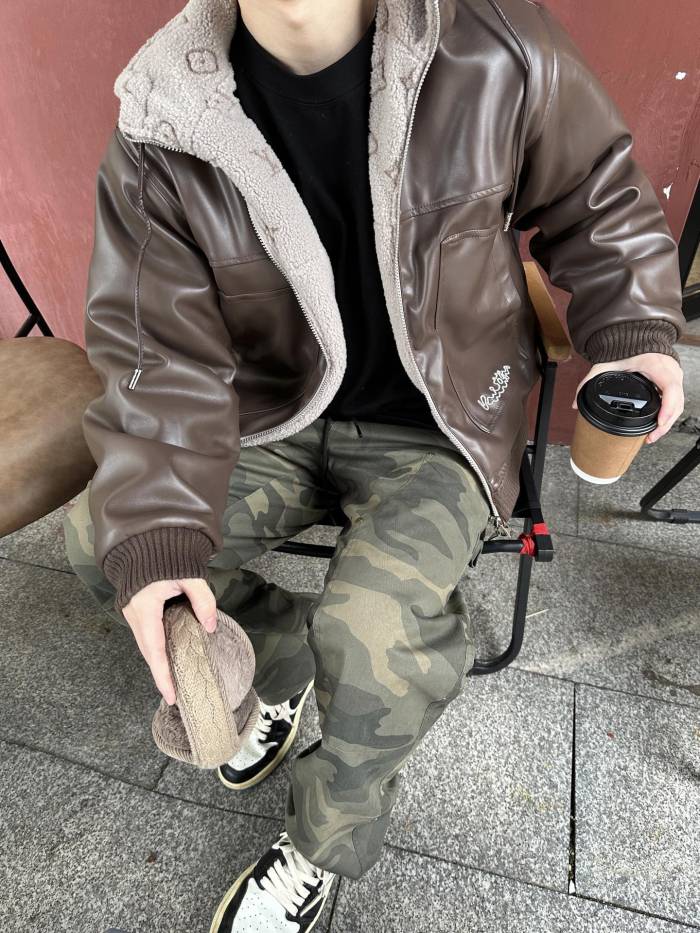 Clothes Louis Vuitton 1255