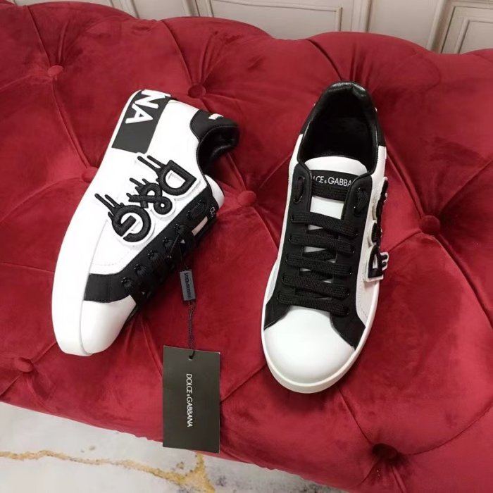 Dolce & Gabbana Low Tops Sneakers 233