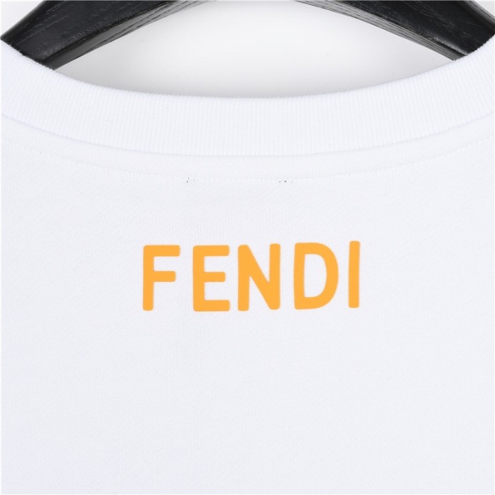 Clothes Fendi 303