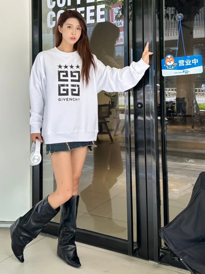 Clothes Givenchy 321