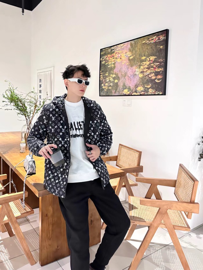 Clothes Louis Vuitton 1258