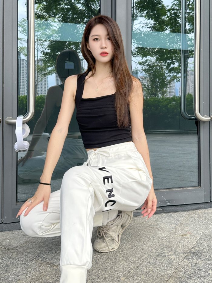 Clothes Givenchy 326