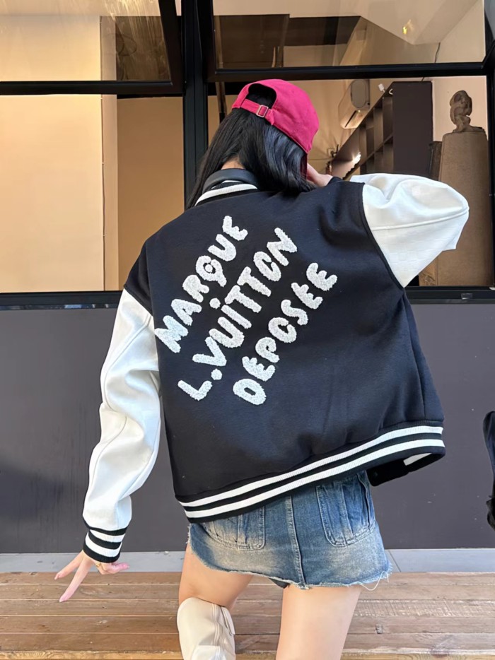 Clothes Louis Vuitton 1271