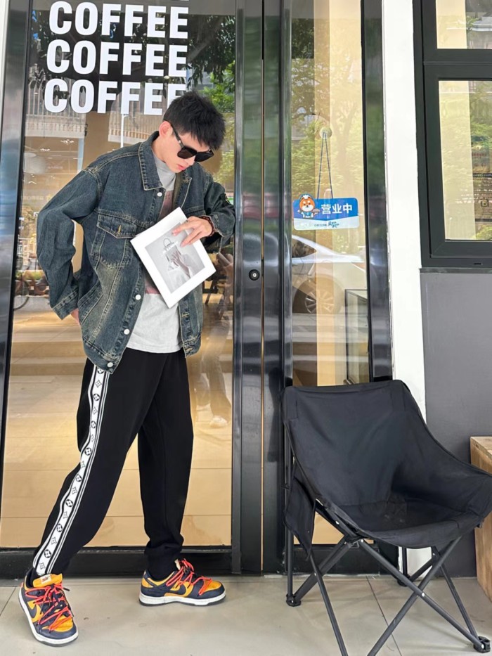 Clothes Louis Vuitton 1277