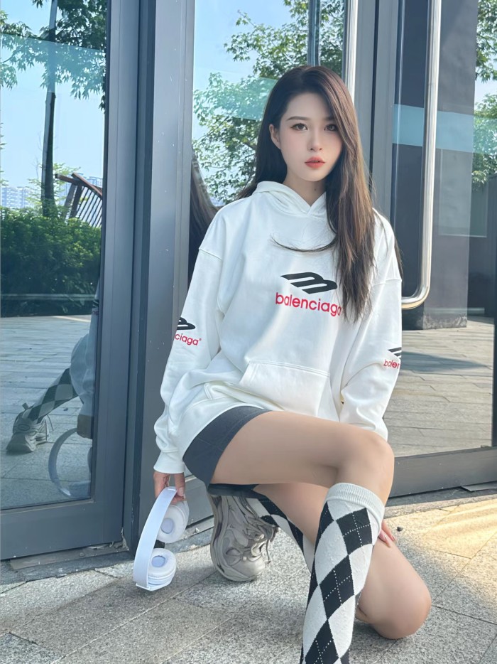 Clothes Balenciaga 931