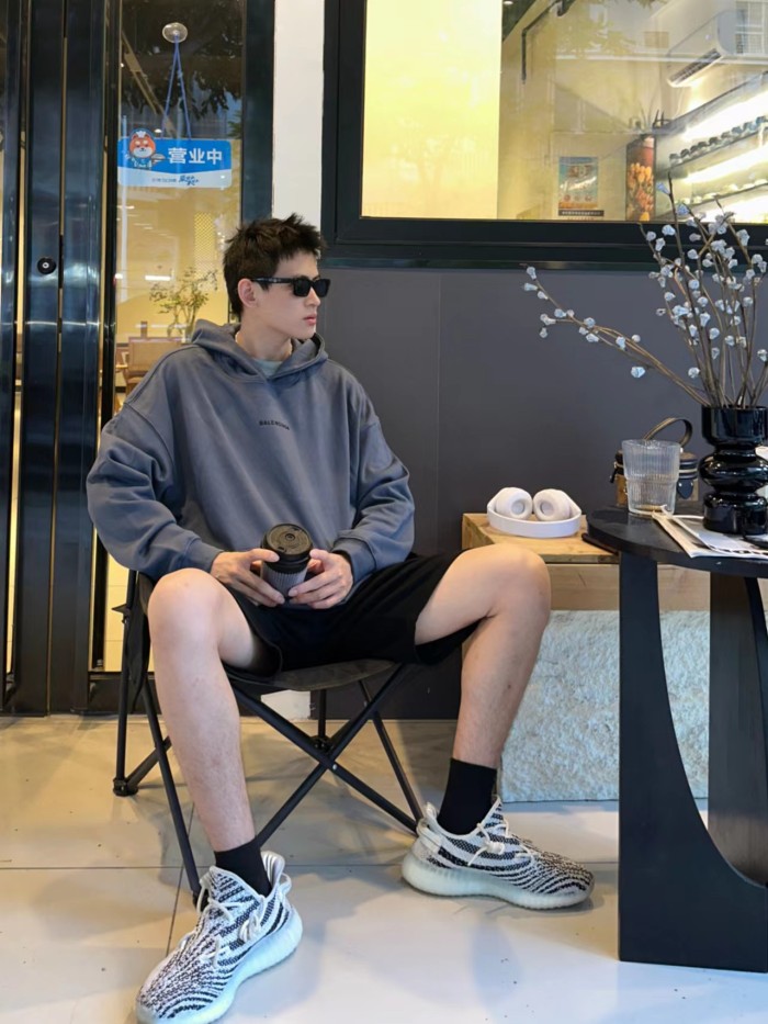 Clothes Balenciaga 932