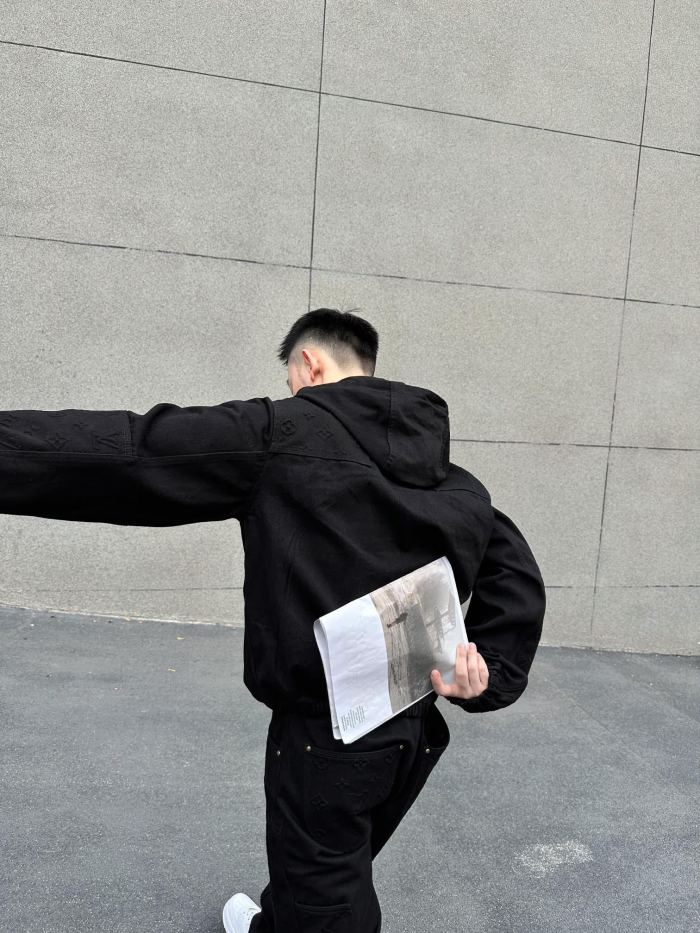 Clothes Louis Vuitton 1279