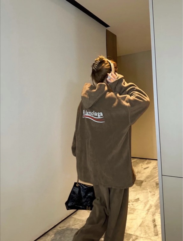 Clothes Balenciaga 930