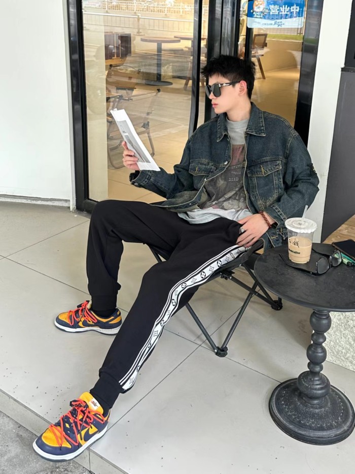 Clothes Louis Vuitton 1277