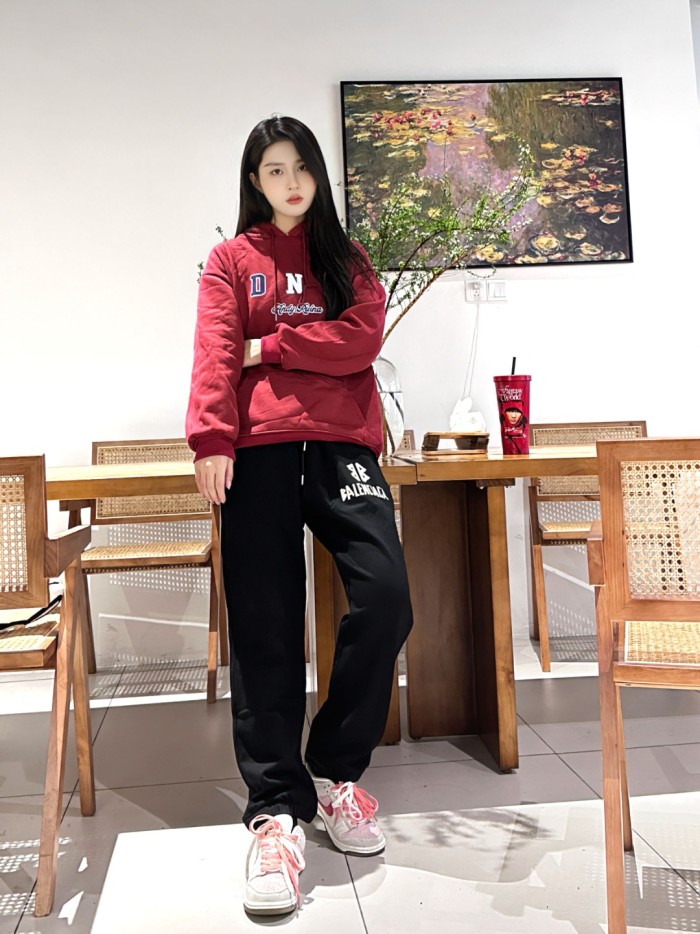 Clothes Balenciaga 945