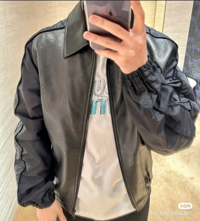 Clothes Louis Vuitton 1285
