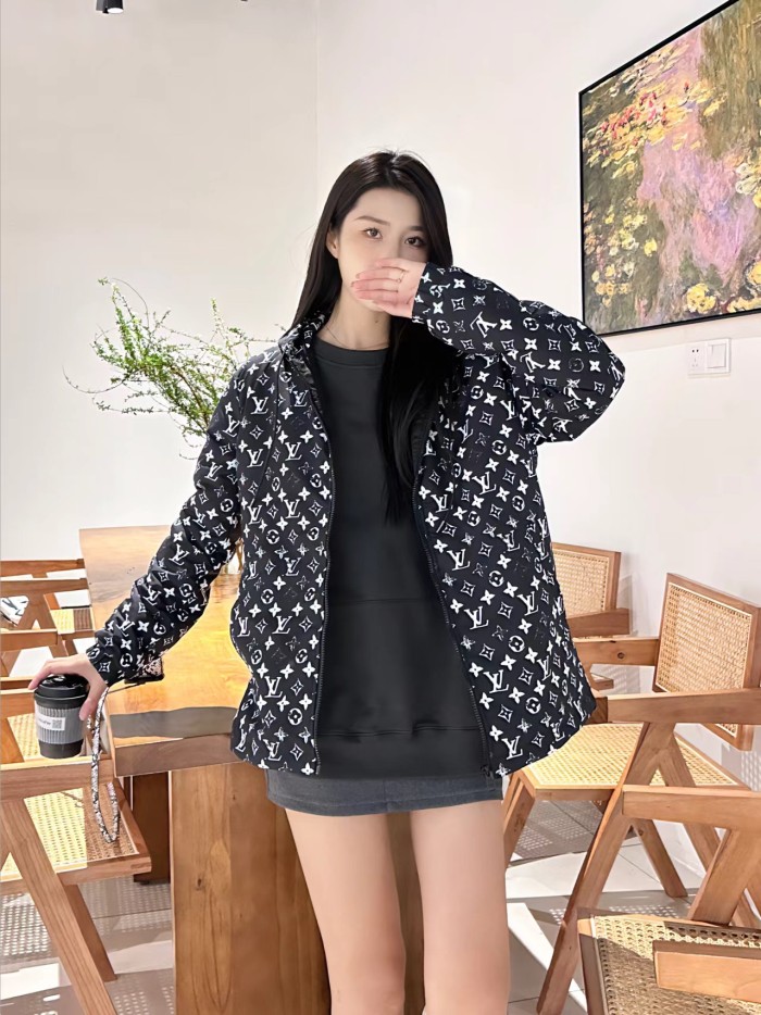 Clothes Louis Vuitton 1283