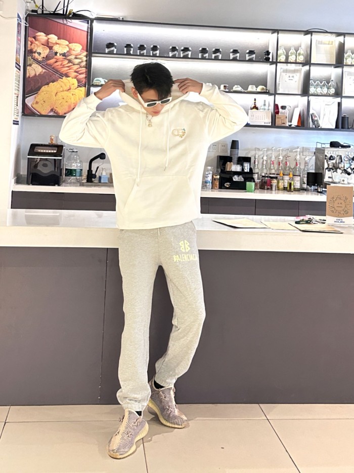 Clothes Balenciaga 946